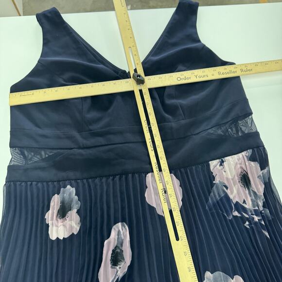 X by Xscape Dress Womens 18W Floral Pleated Maxi Sleeveless Formal XC169W - Picture 10 of 12